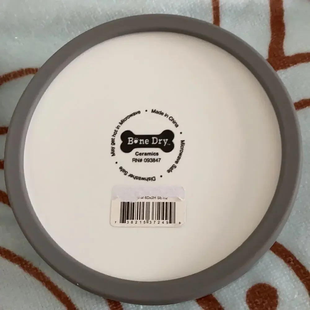 Bundle (3) Silicone Bone Mold and 2 Pet Dishes